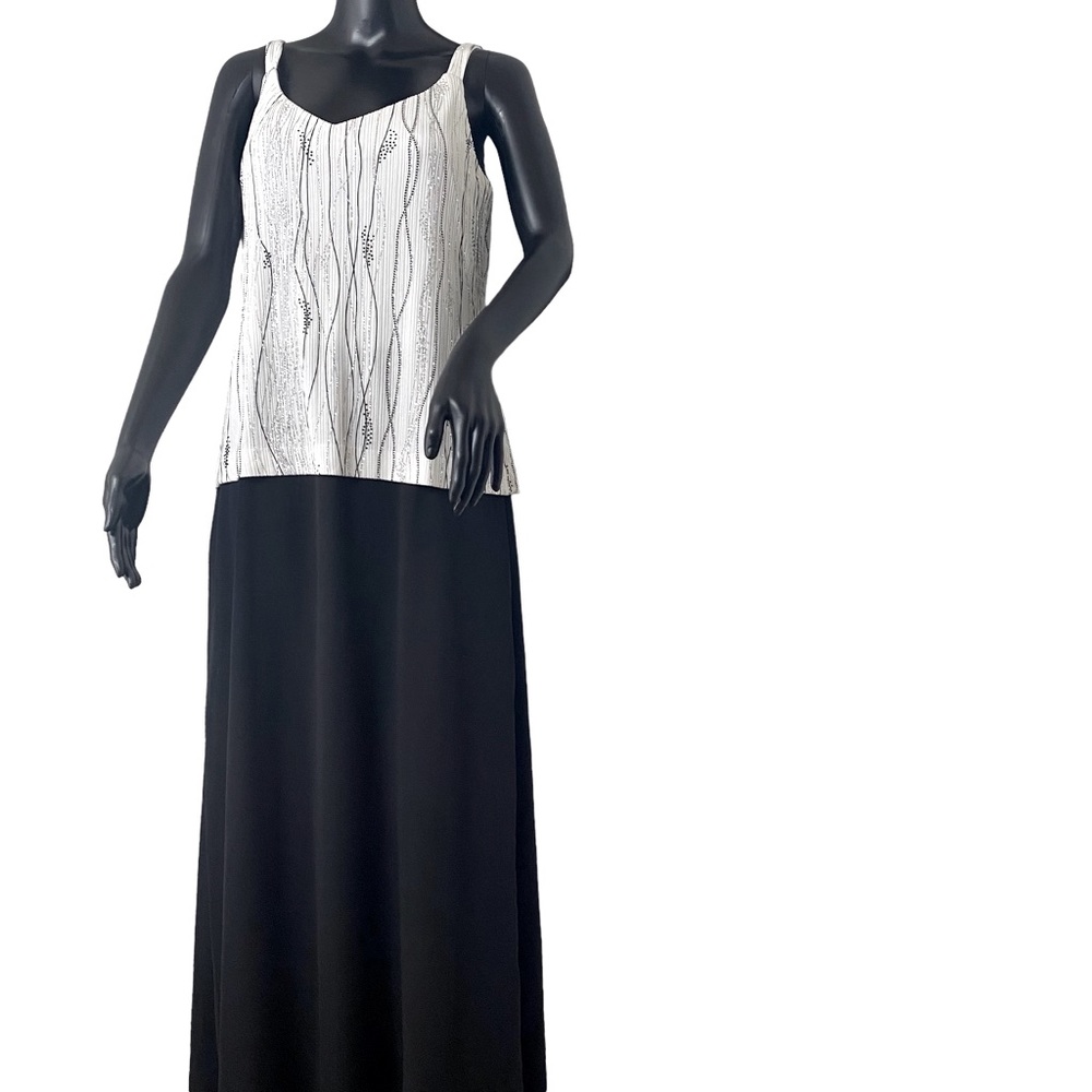 Alex Evening Black & White Sequin Upper Overlay  1 PC Gown. Sz 12